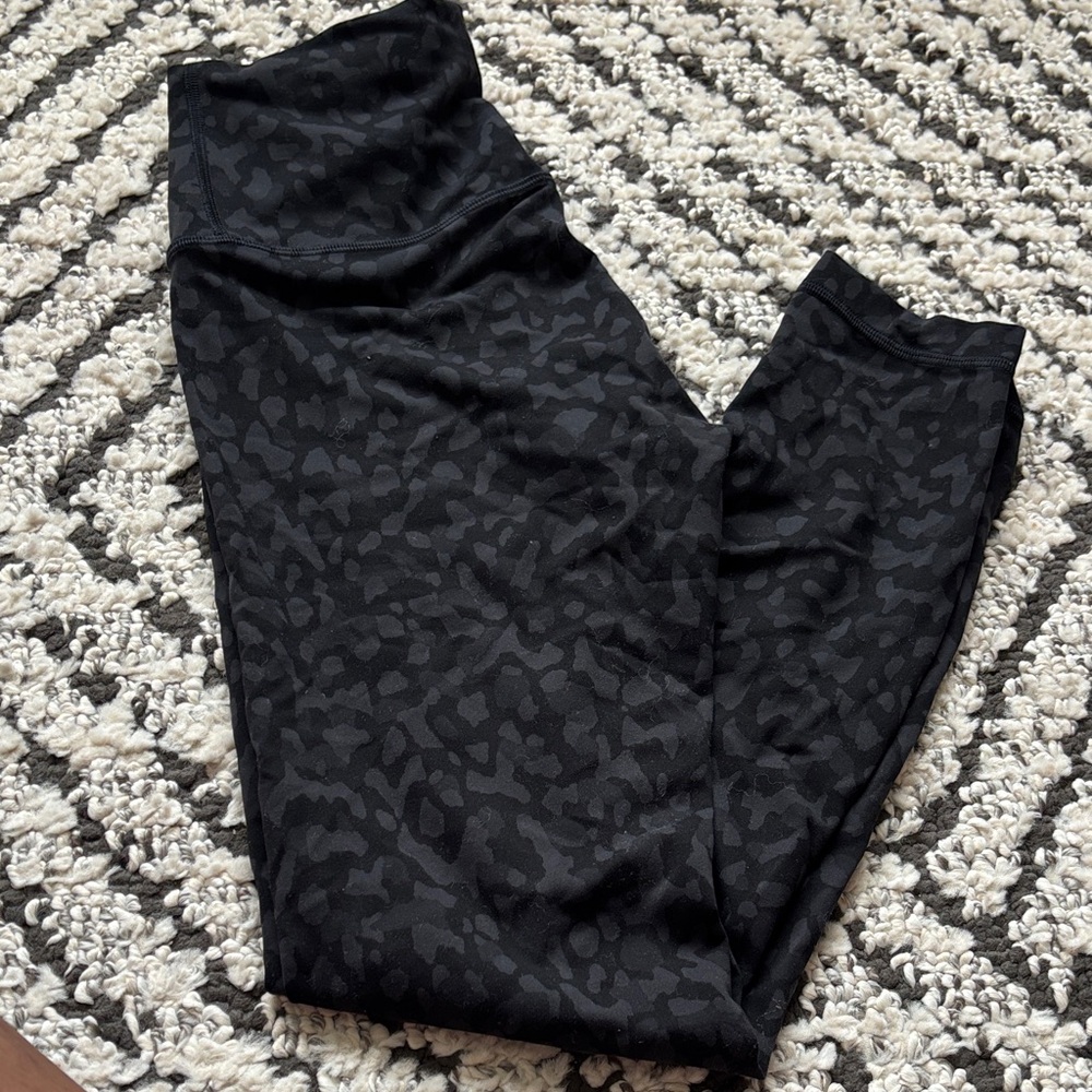 Lululemon wunder train Leggings 25 in